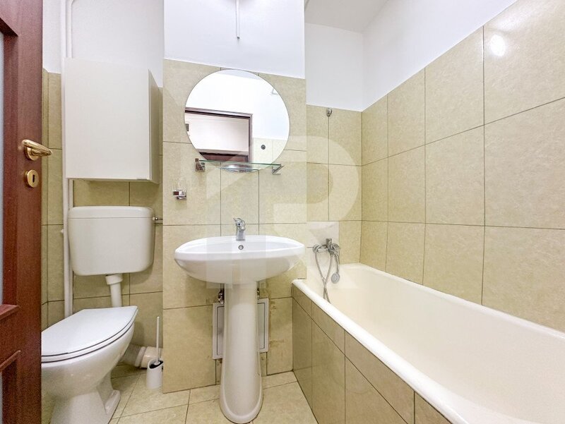 Panduri - garsoniera de vanzare, metrou Academia Militara, COMISION 0